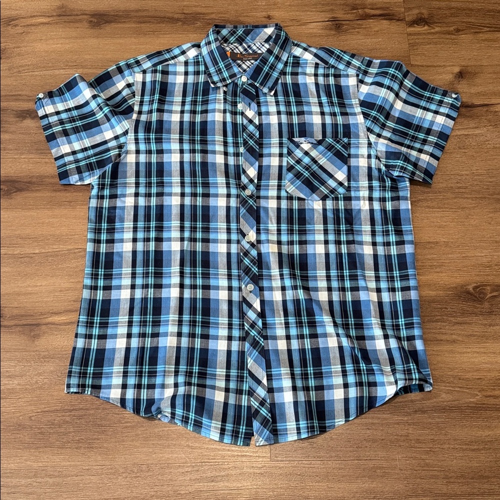 Men's Ben Sherman Blue Plaid Button Down Short Sleeve Shirt. Size XL